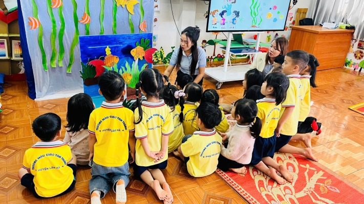 PHÁT TRIỂN NGÔN NGỮ TIẾNG VIỆT CHO TRẺ EM DÂN DỘC THIỂU SỐ