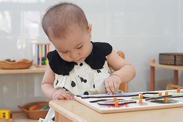 Phương pháp giáo dục Montessori có thể thay đổi cuộc sống của con bạn như thế nào?
